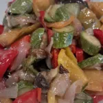 Verdure grigliate miste con zucchine, peperoni e melanzane, menu catering